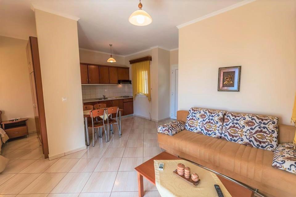 Anna Apartments خْريسيا أموذيا المظهر الخارجي الصورة