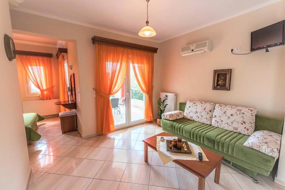 Anna Apartments خْريسيا أموذيا المظهر الخارجي الصورة